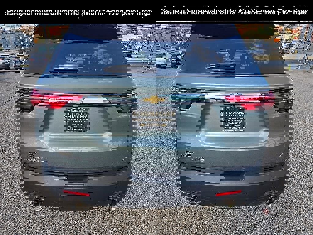 Used 2023 Chevrolet Traverse LT image 4