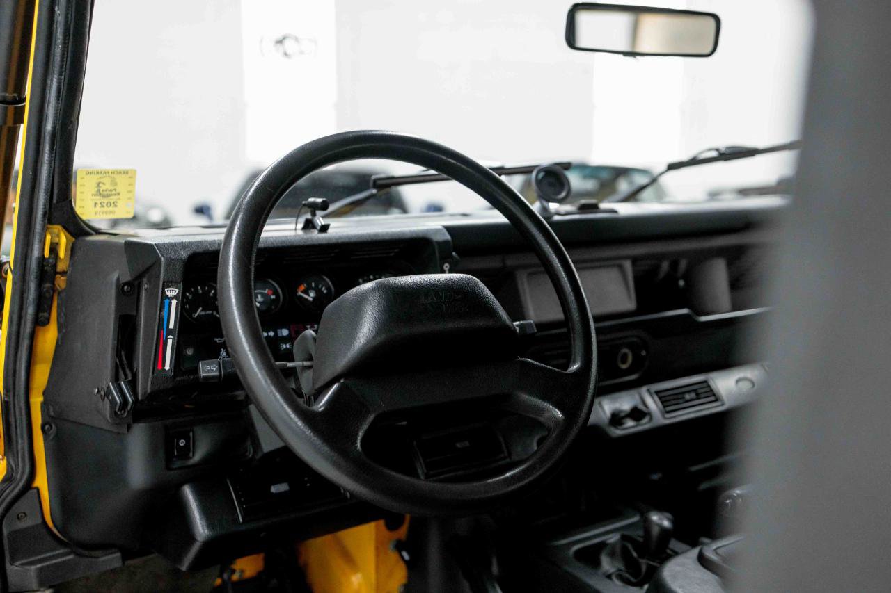Used 1997 Land Rover Defender 90 AWD/4WD image 56