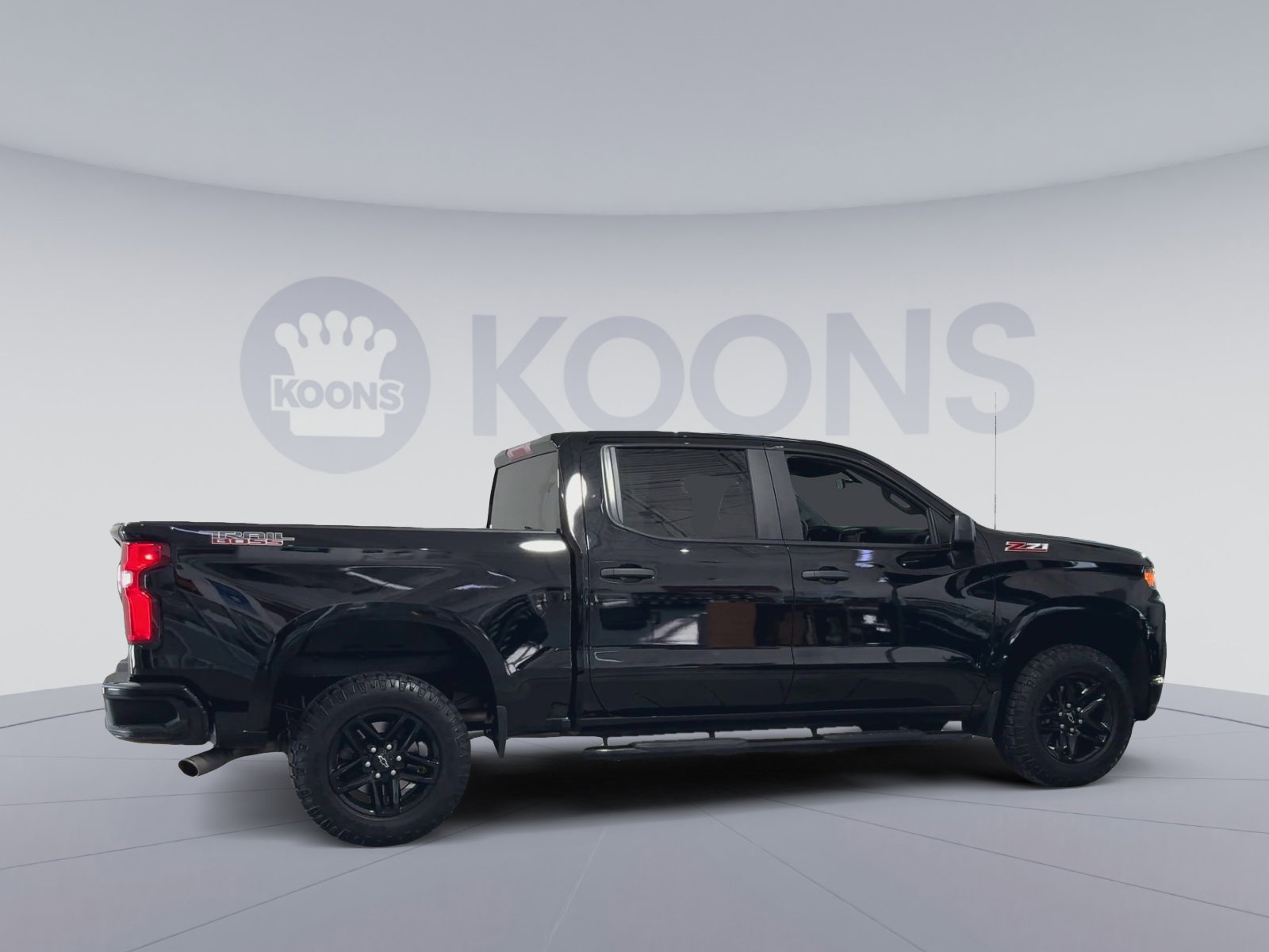 Used 2021 Chevrolet Silverado 1500 Custom Trail Boss image 2