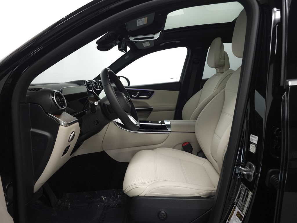 Certified 2026 Mercedes-Benz GLC 300 4MATIC image 7