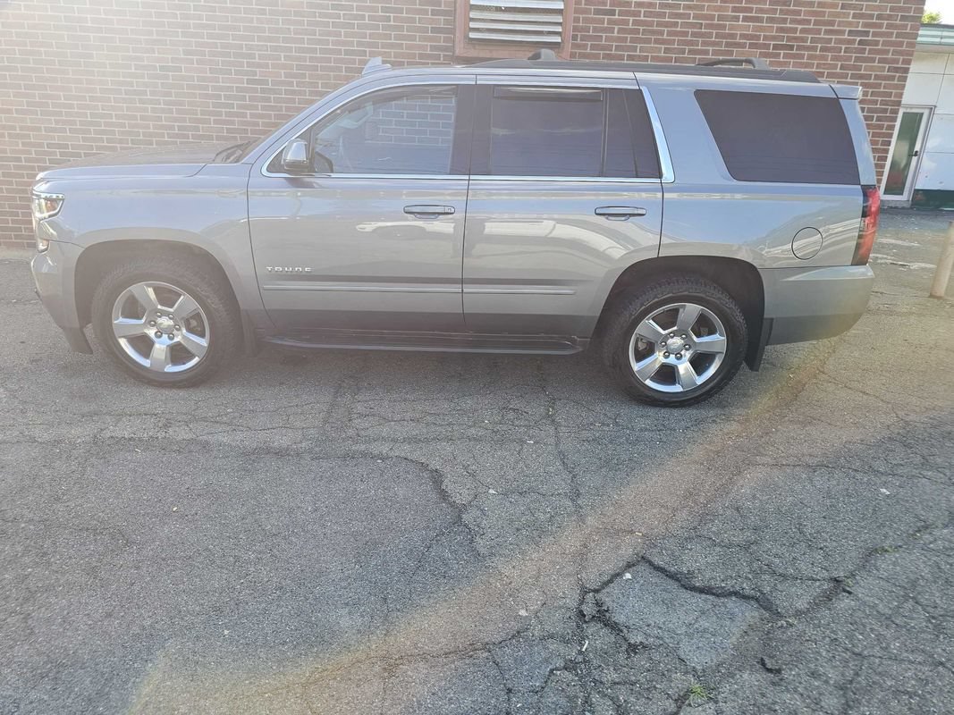 Used 2019 Chevrolet Tahoe LS w/ All-Season Package AWD/4WD image 2
