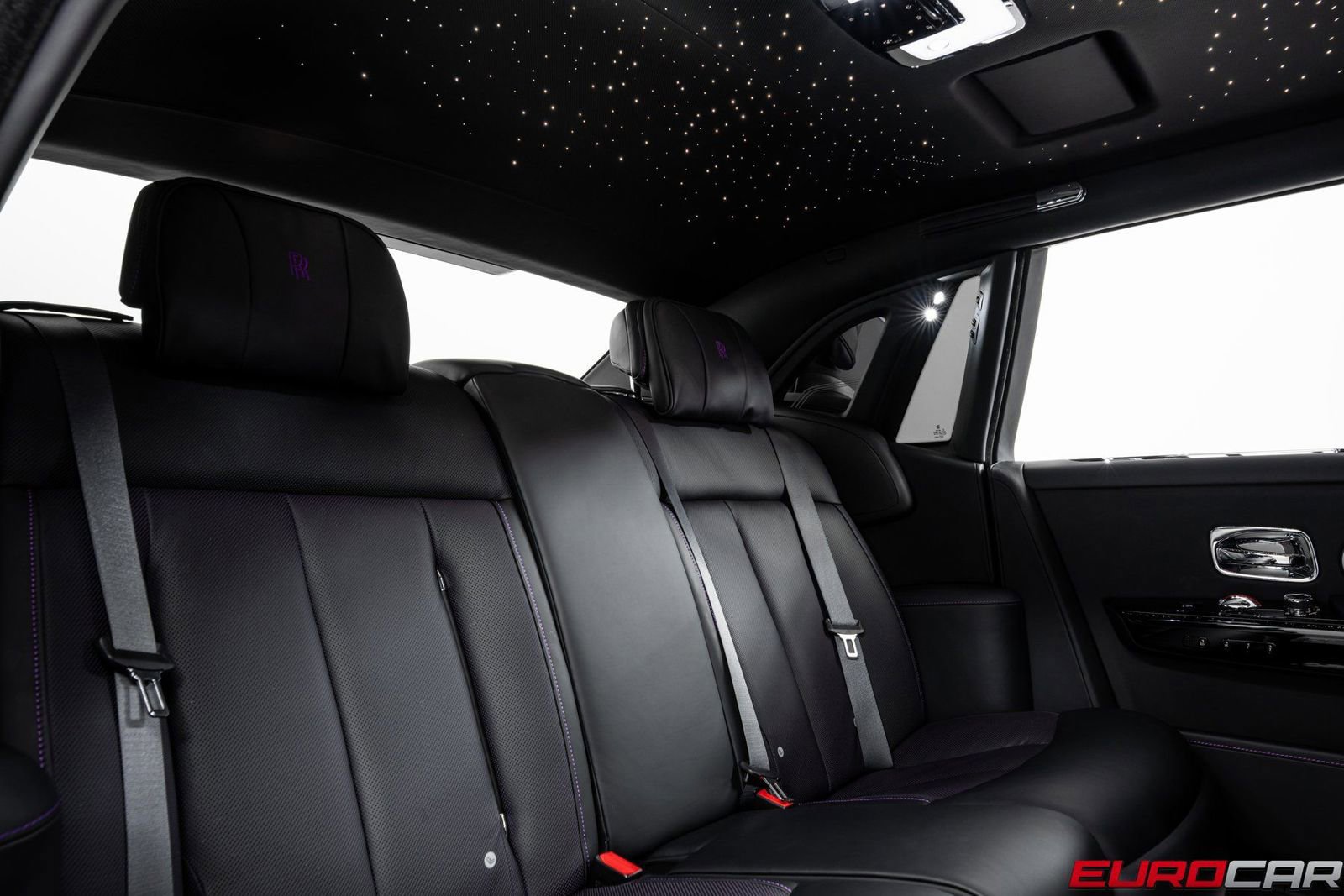 Used 2024 Rolls-Royce Phantom Sedan image 39