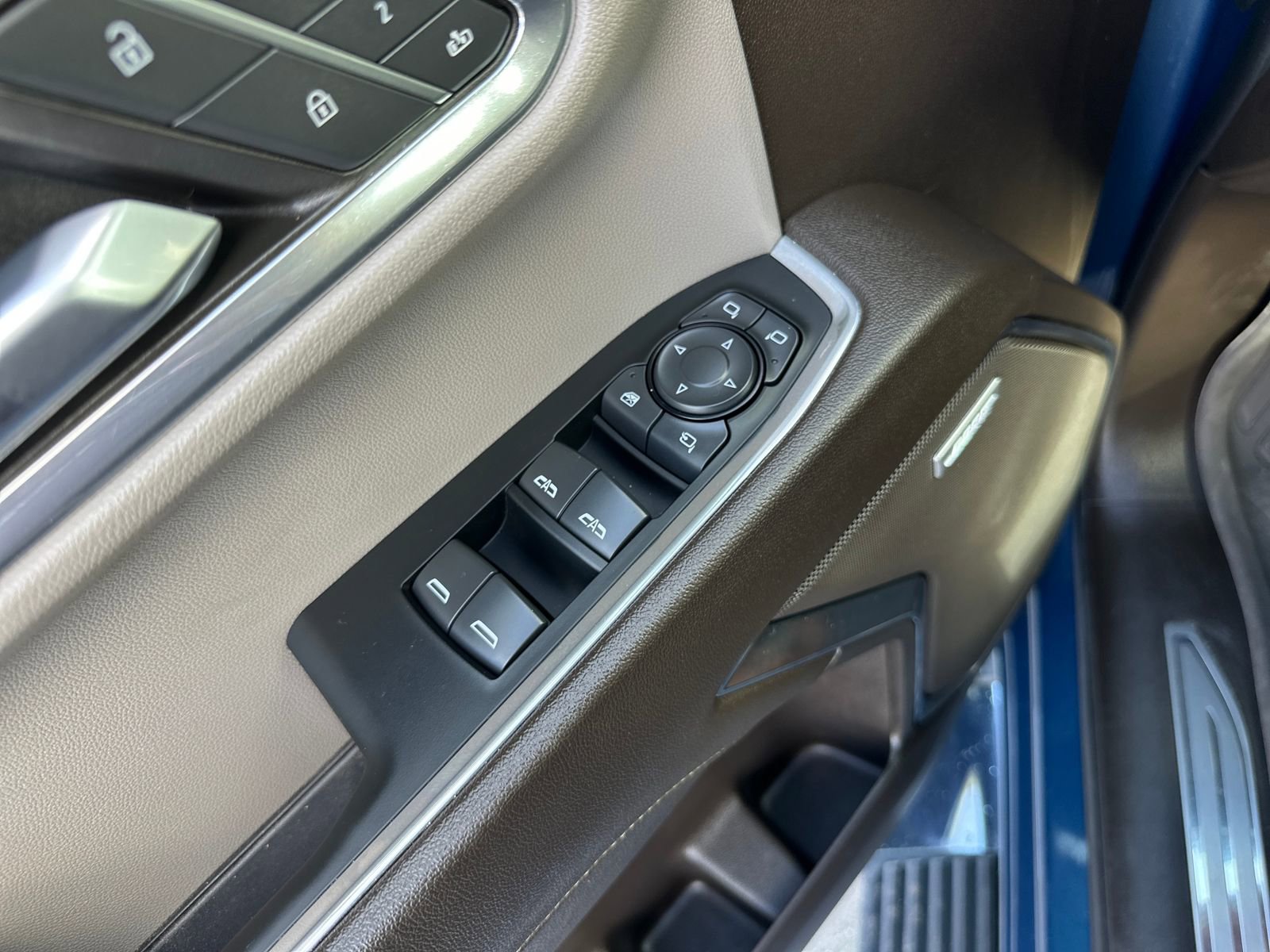 Used 2024 GMC Sierra 1500 SLT w/ SLT Premium Plus Package image 14