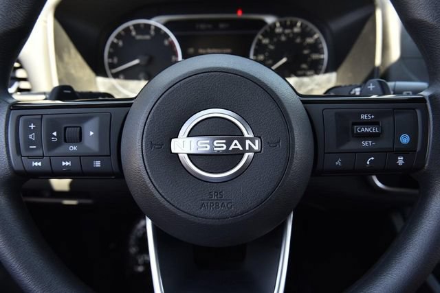 Used 2023 Nissan Rogue SV AWD/4WD image 17