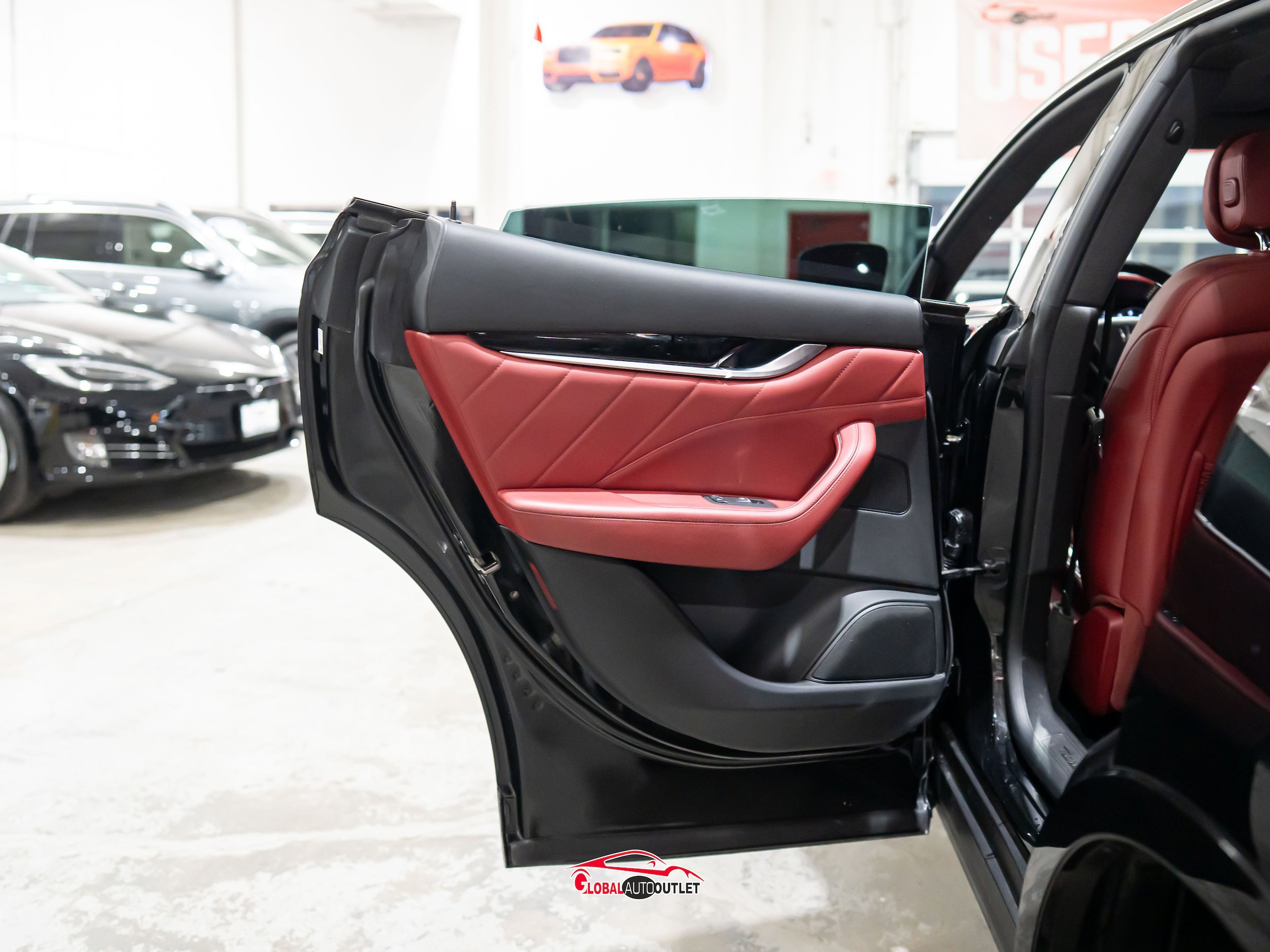 Used 2021 Maserati Levante S AWD/4WD image 42