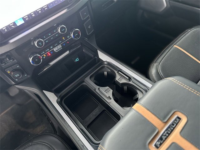 Used 2024 Ford F250 Platinum w/ FX4 Off-Road Package image 21