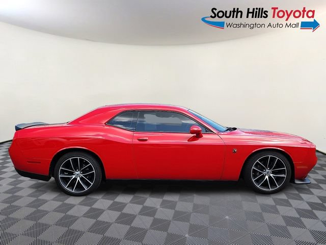 Used 2017 Dodge Challenger R/T Scat Pack RWD image 7