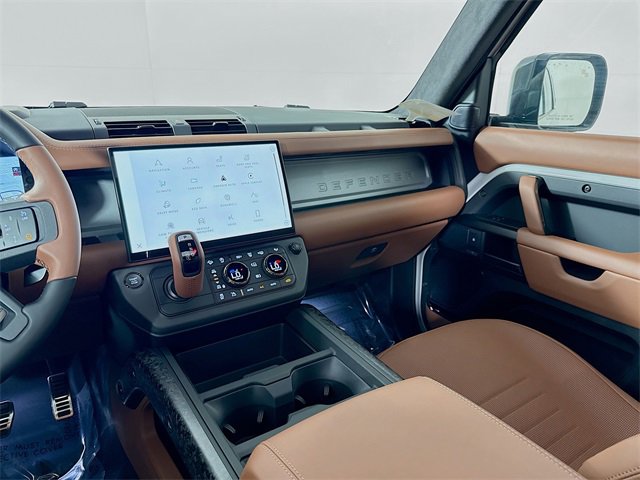 New 2026 Land Rover Defender 110 OCTA image 26