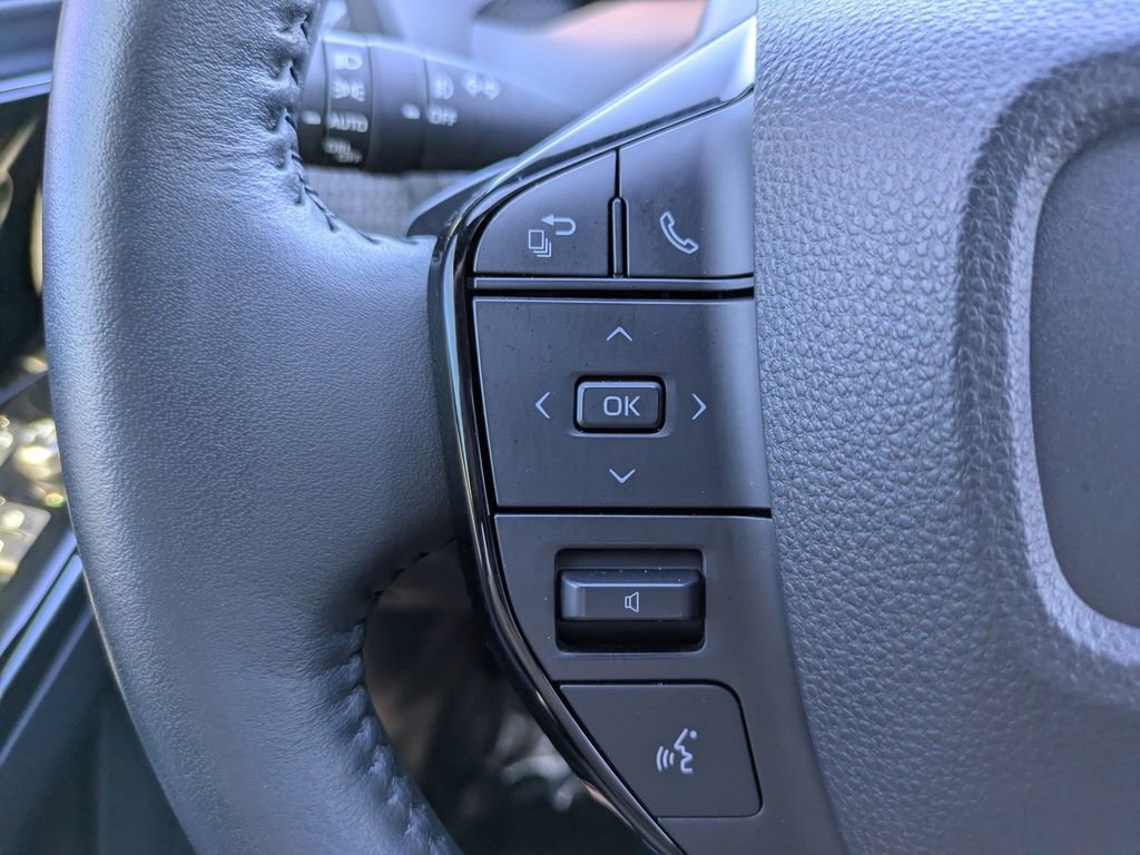 Certified 2023 Subaru Solterra Limited image 27