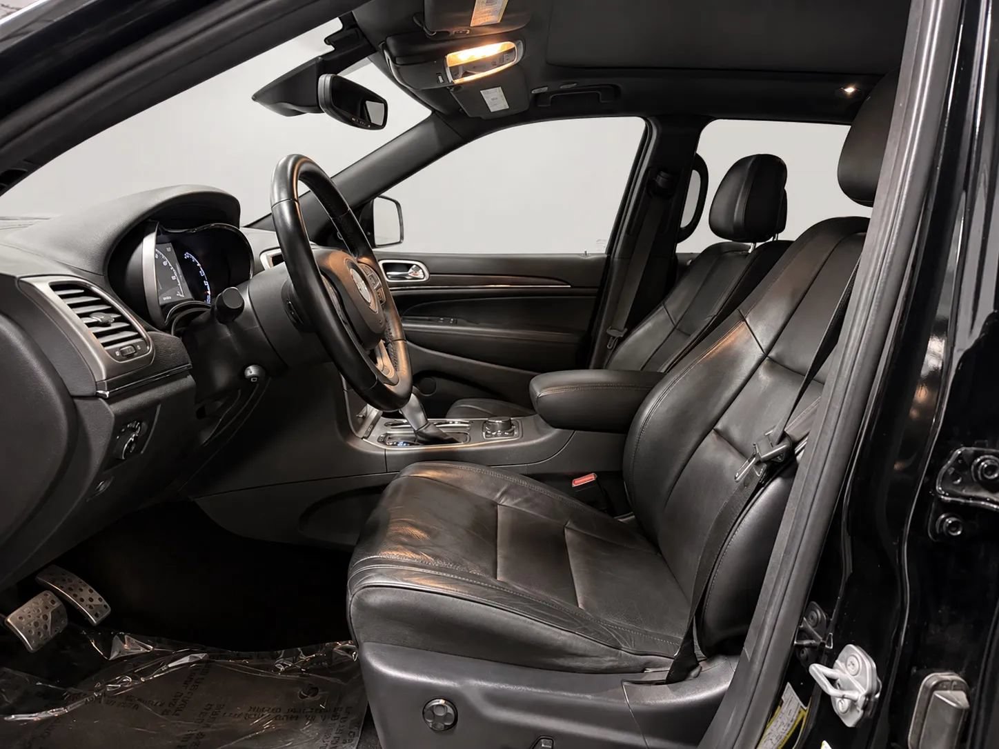 Used 2018 Jeep Grand Cherokee High Altitude AWD/4WD image 11