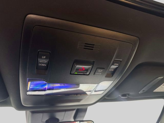 Used 2023 Lexus UX 250h AWD w/ Accessory Package (Z2) image 38