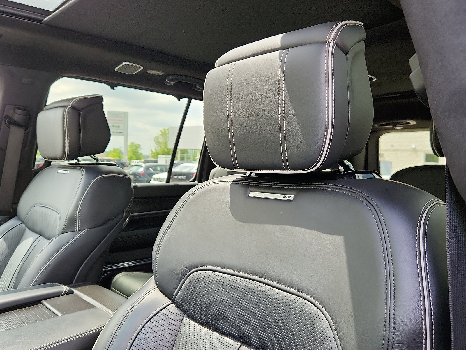 Certified 2024 Jeep Grand Wagoneer Series II w/ Quick Order Packagew 28T AWD/4WD image 16
