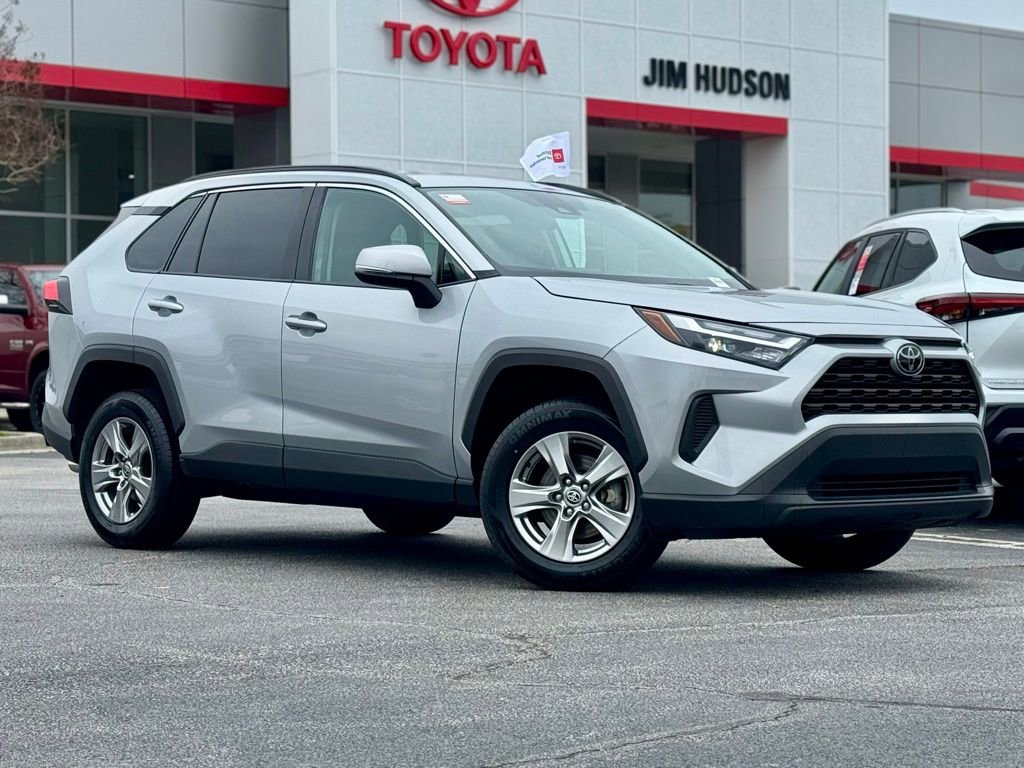 Used 2024 Toyota RAV4 XLE image 2