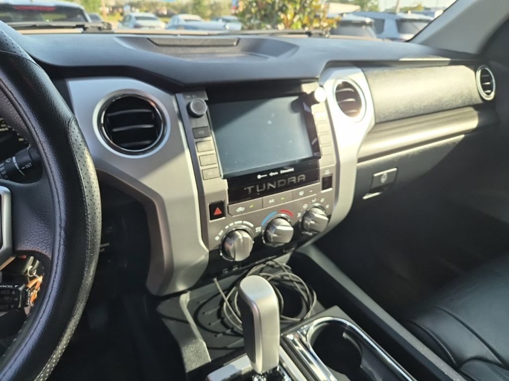 Used 2020 Toyota Tundra SR5 w/ SR5 Leather Package image 8