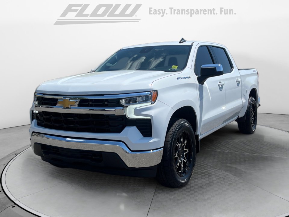 Used 2022 Chevrolet Silverado 1500 LT AWD/4WD image 4