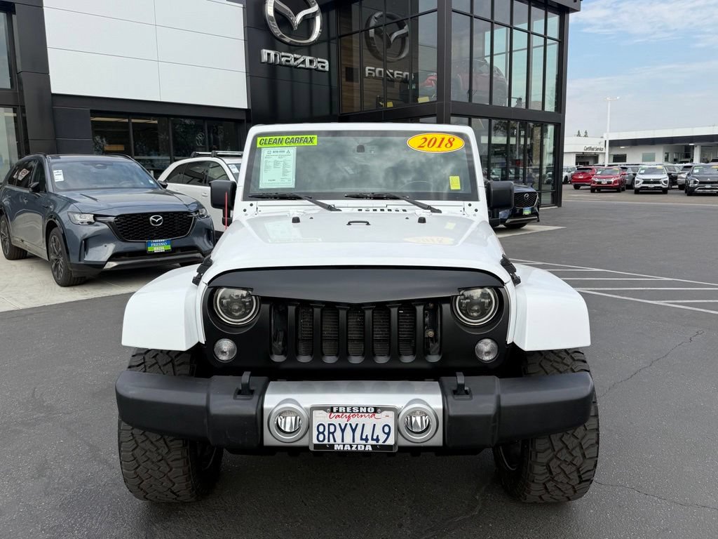 Used 2018 Jeep Wrangler Unlimited Sahara AWD/4WD image 3