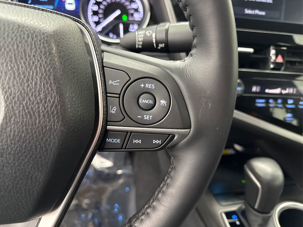 Used 2023 Toyota Camry XLE w/ Cold Weather Package image 25