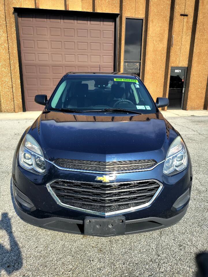 Used 2017 Chevrolet Equinox LS image 4