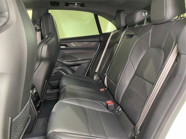 New 2025 Porsche Macan Turbo Electric image 19