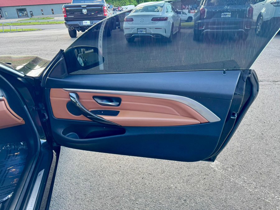 Used 2014 BMW 435i xDrive Coupe AWD/4WD image 17