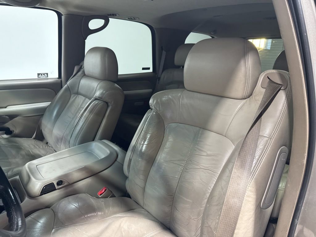 Used 2002 Chevrolet Tahoe LT image 24