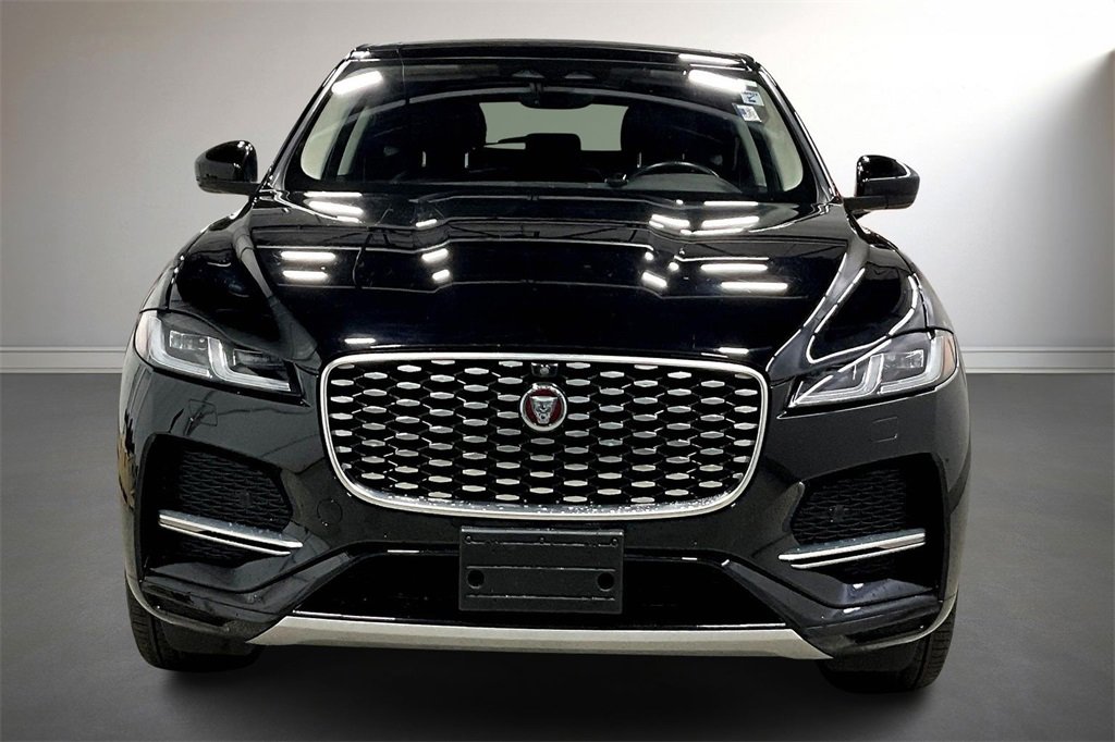 Used 2021 Jaguar F-PACE image 2