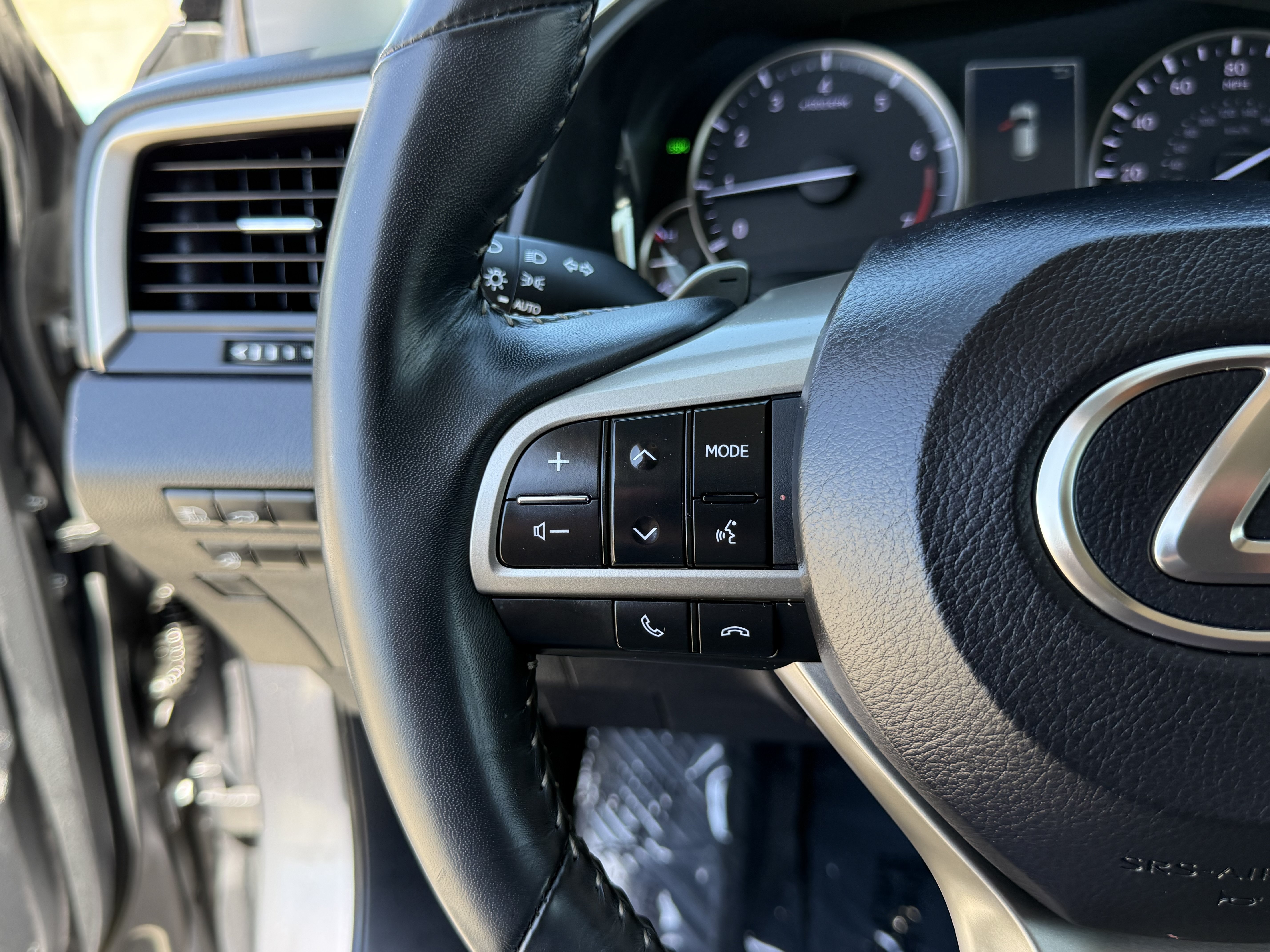 Certified 2022 Lexus RX 350 FWD w/ Premium Package image 23