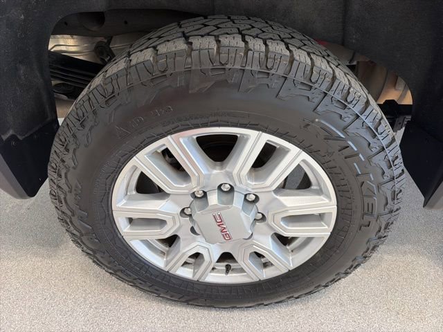 Certified 2022 GMC Sierra 2500 SLT w/ SLT Convenience Package AWD/4WD image 6