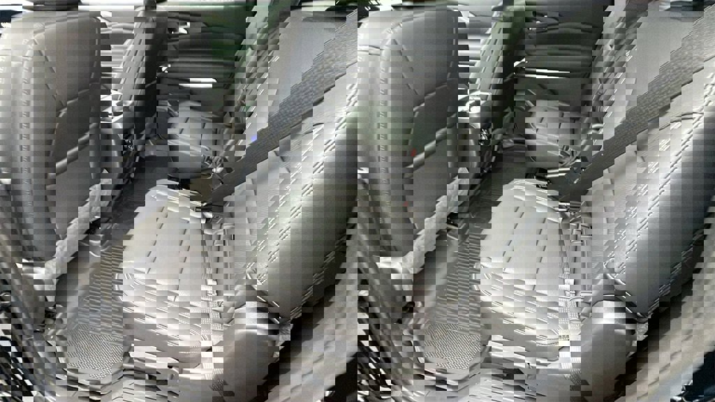 New 2026 Chevrolet Traverse LT w/ Driver Confidence Package image 17