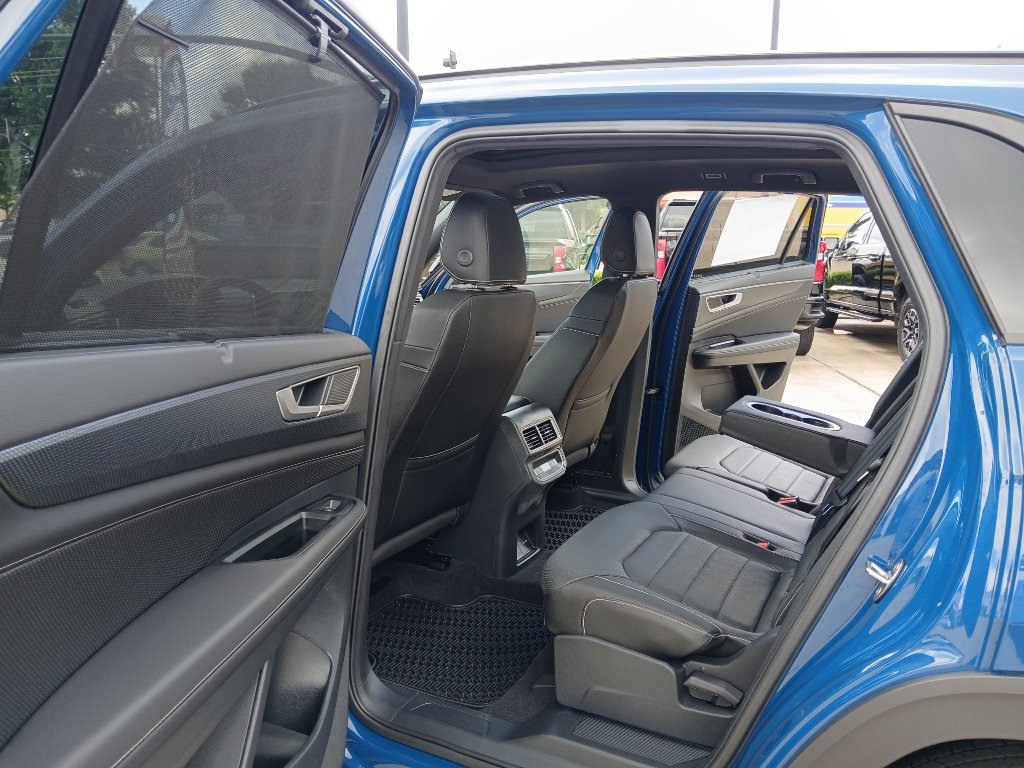 New 2026 Volkswagen Atlas Cross Sport SEL R-Line AWD/4WD image 22