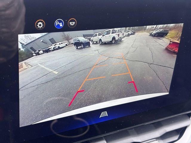 Used 2025 Chevrolet Equinox LT image 23