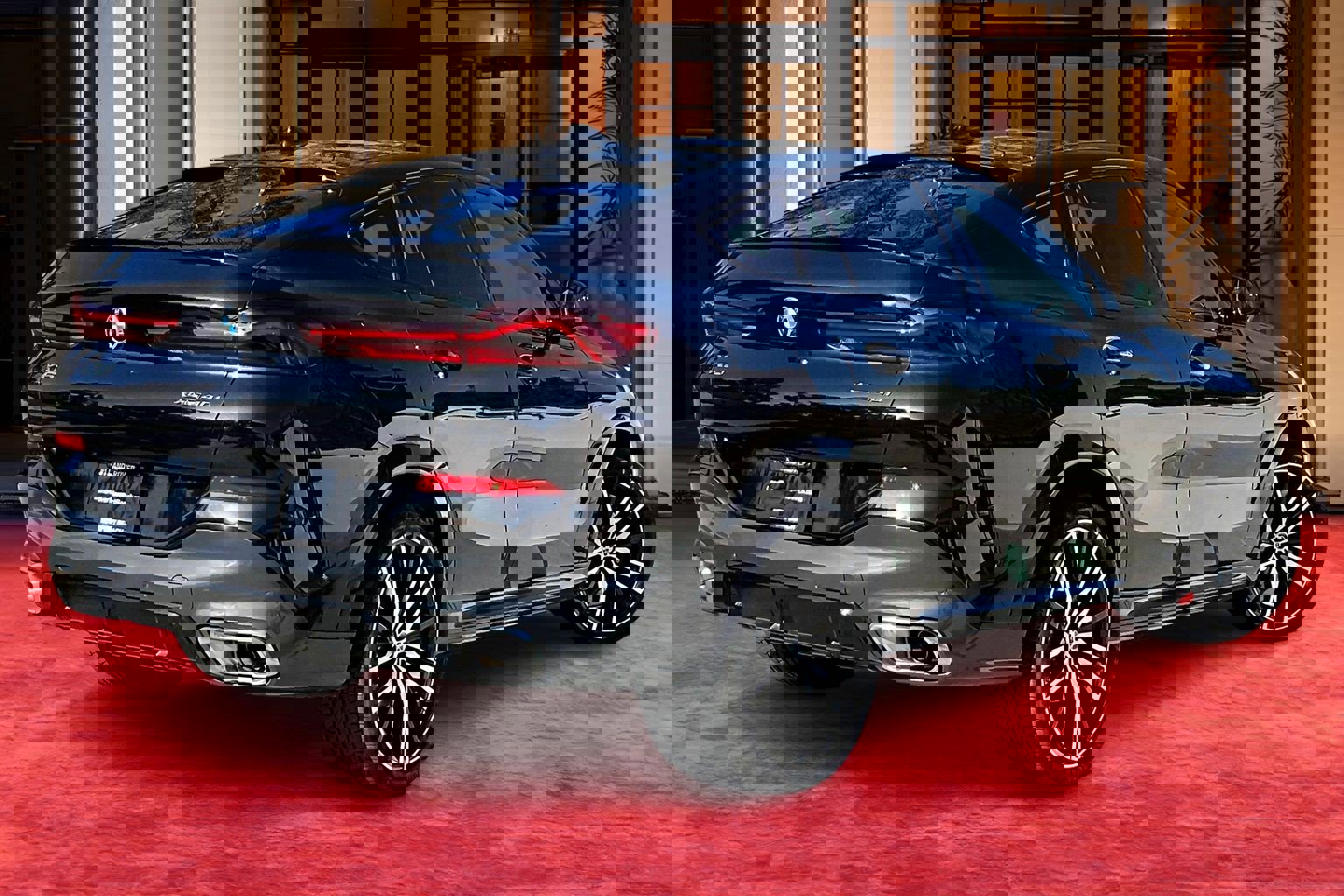 Used 2023 BMW X6 xDrive40i w/ M Sport Package image 12