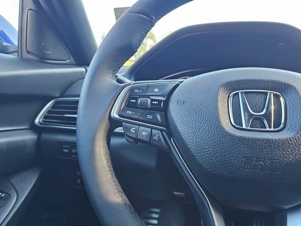 Used 2018 Honda Accord Sport image 32