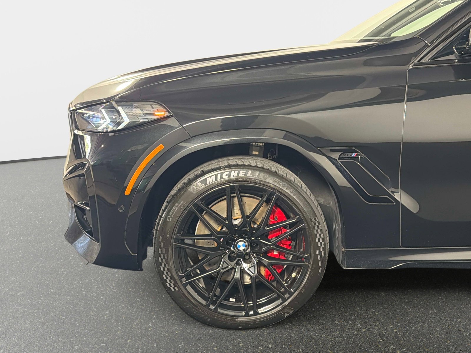 Used 2024 BMW X6 M Competition image 12