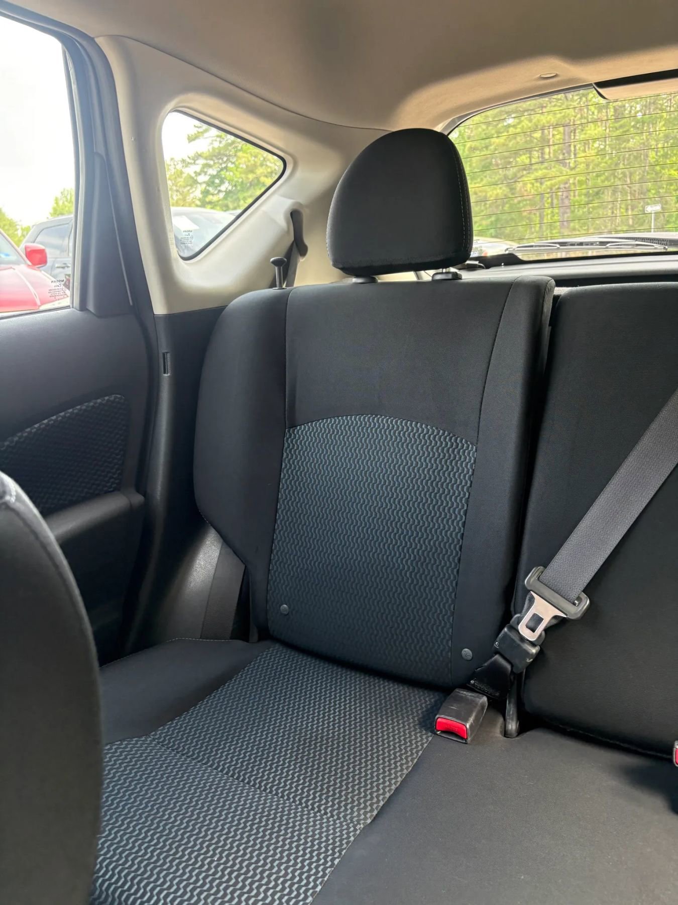 Used 2014 Nissan Versa Note SV FWD image 28