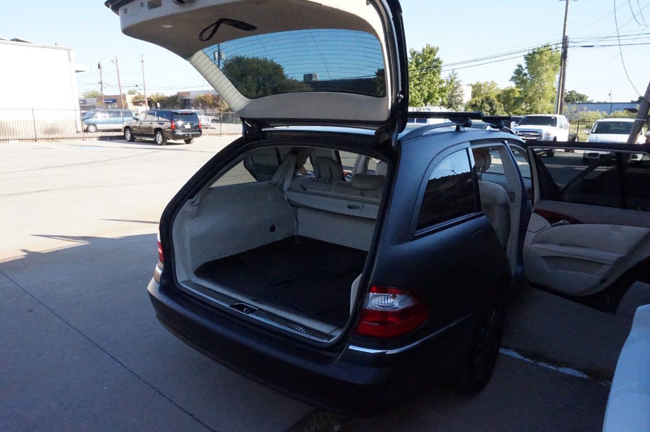 Used 2004 Mercedes-Benz E 500 4MATIC Wagon image 24