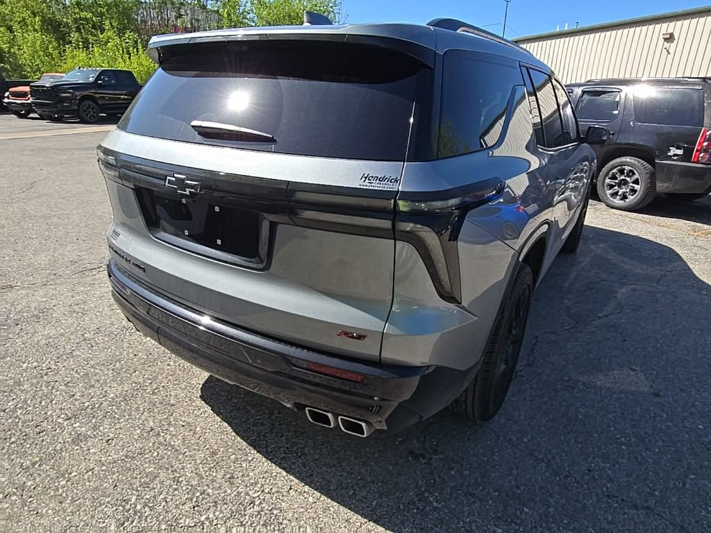 Used 2026 Chevrolet Traverse RS w/ LPO, Floor Liner Package image 7