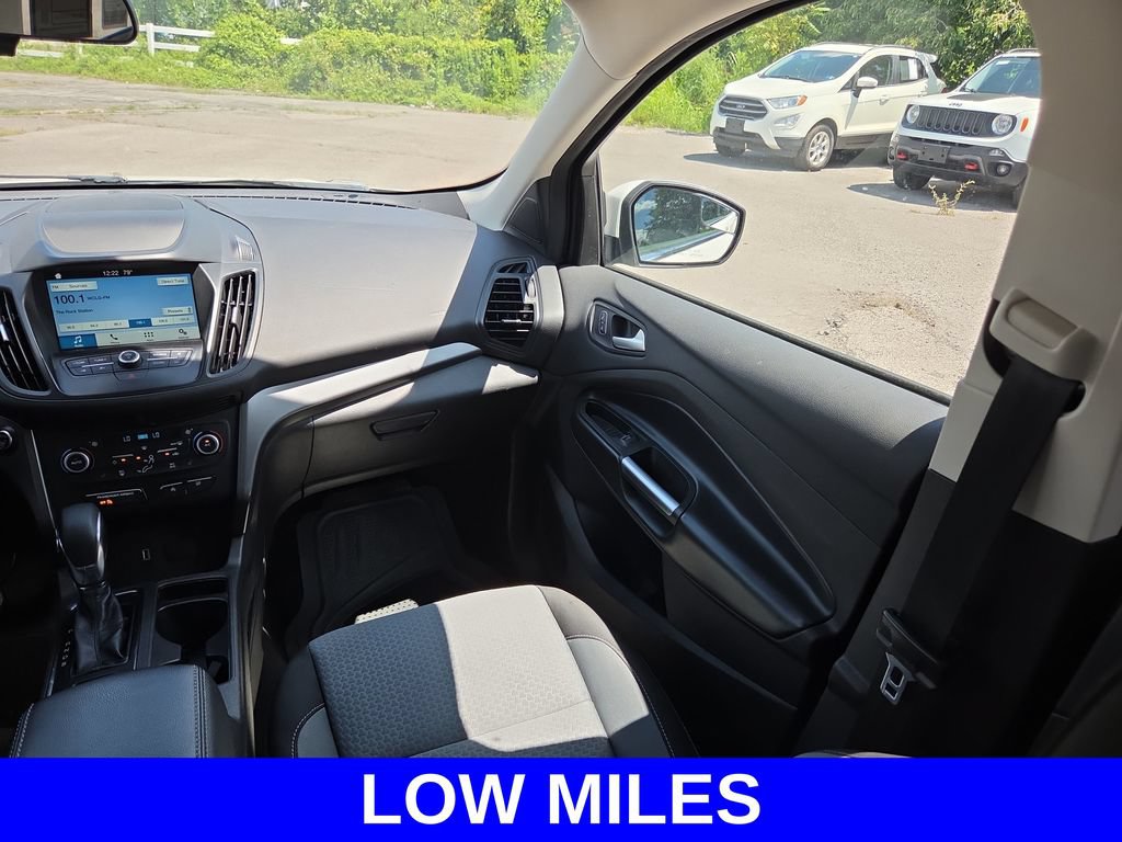 Used 2019 Ford Escape SE AWD/4WD image 11