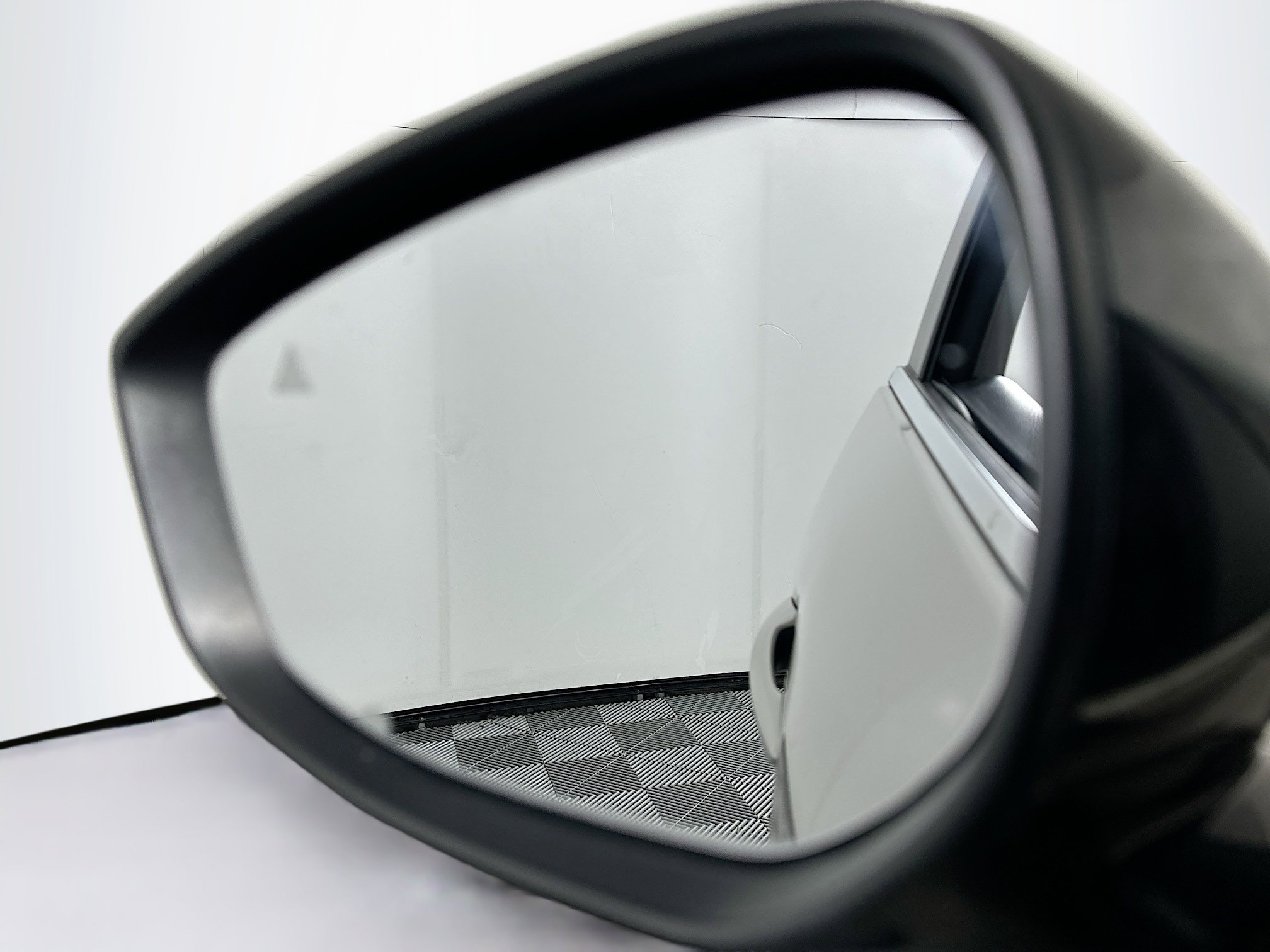 Used 2024 MAZDA MAZDA3 s image 16