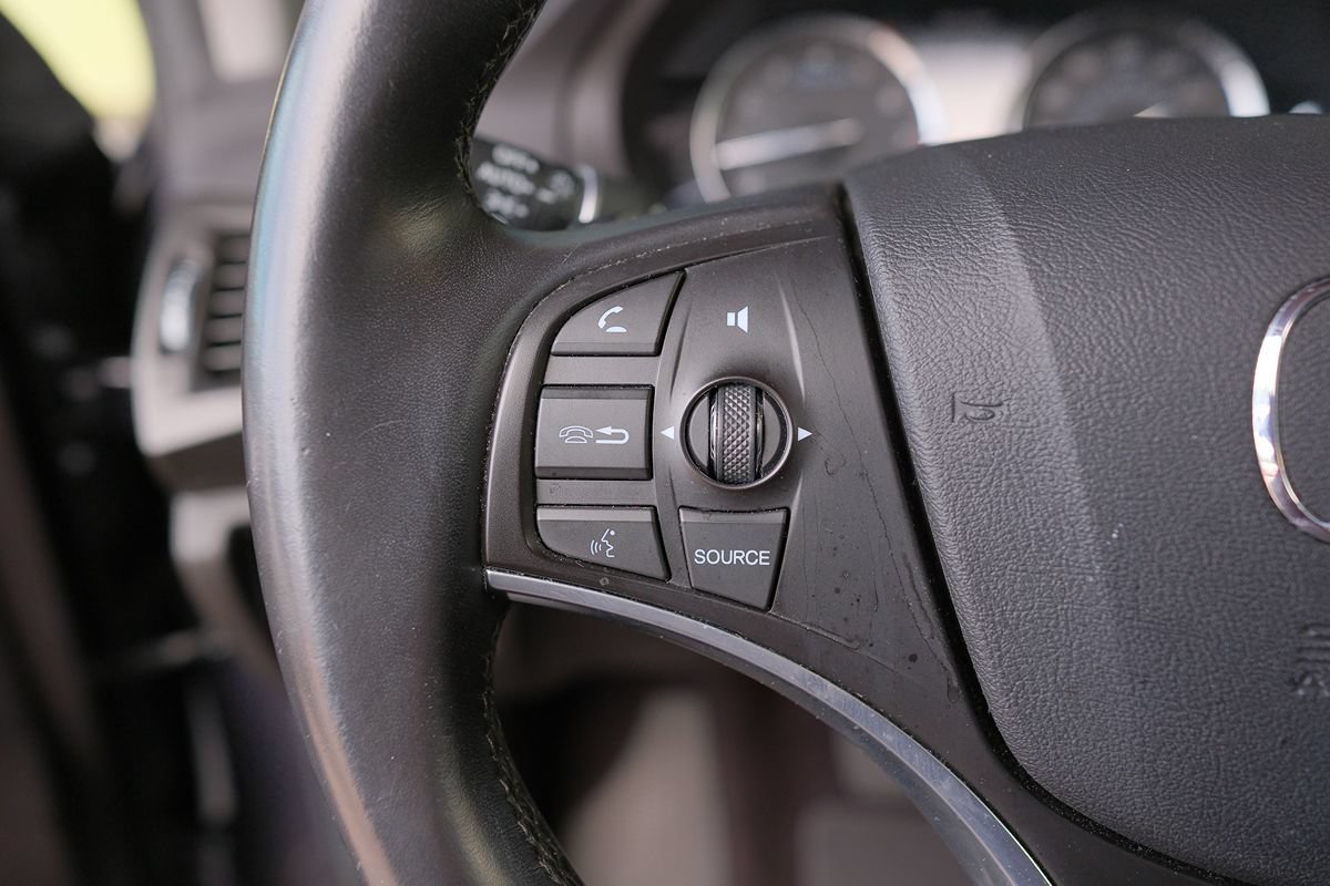 Used 2019 Acura MDX w/ Technology Package FWD image 16