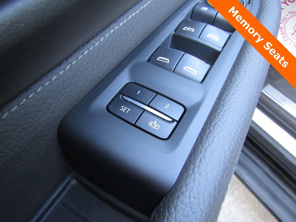 Used 2021 GMC Yukon Denali image 6