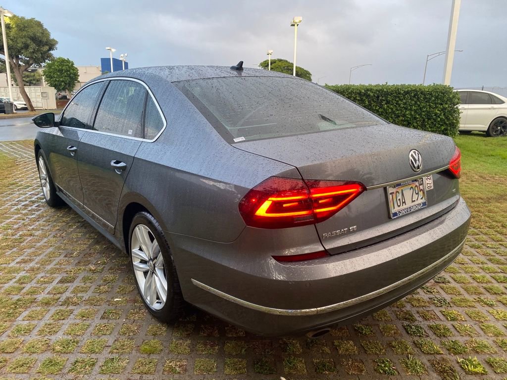 Used 2017 Volkswagen Passat 1.8T SE image 5