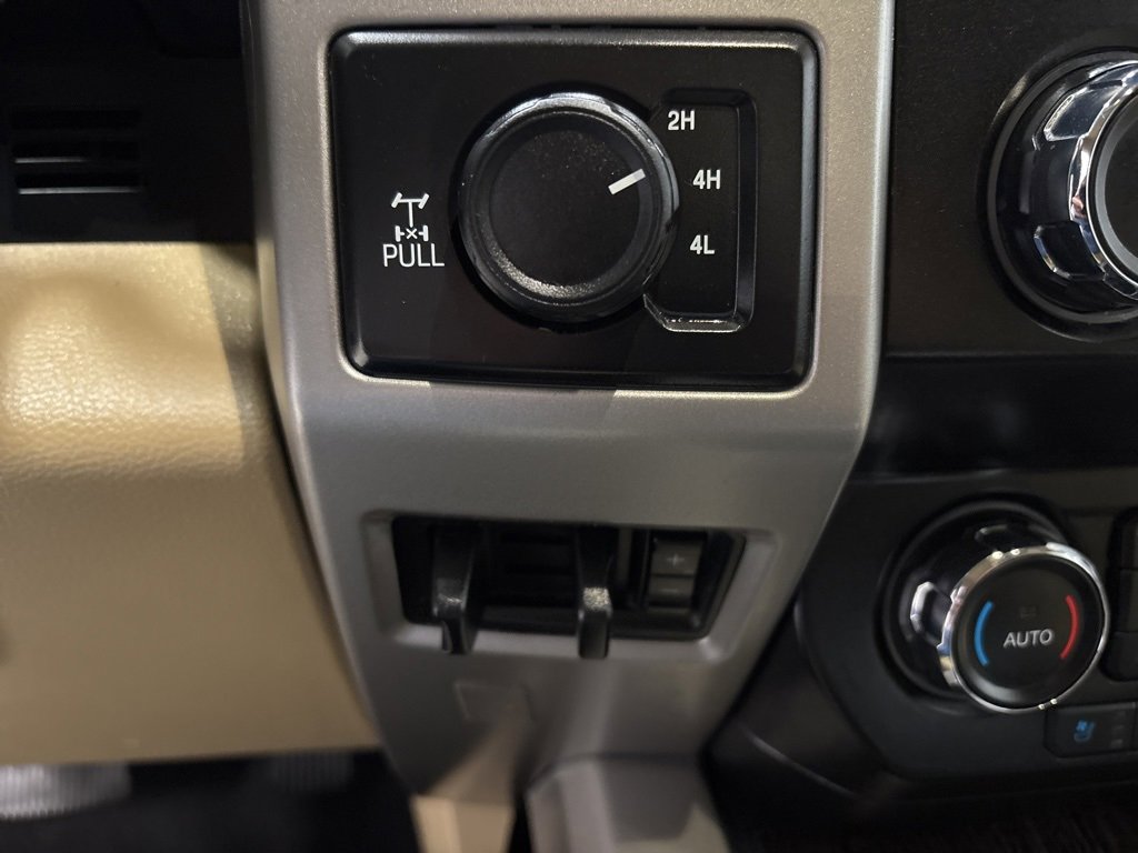 Used 2020 Ford F350 Lariat w/ Lariat Value Package image 24