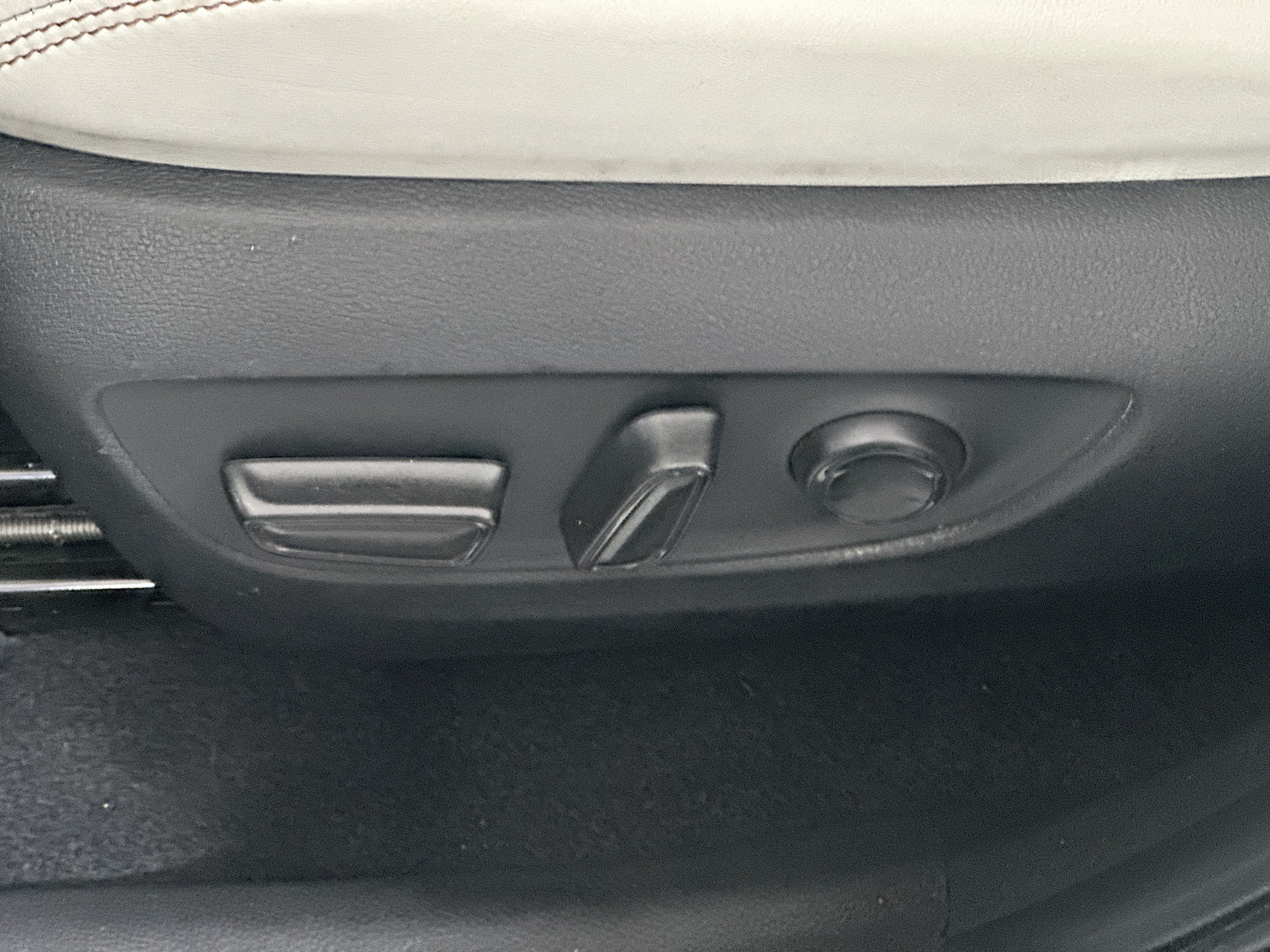 Certified 2025 Toyota RAV4 XLE Premium FWD image 13