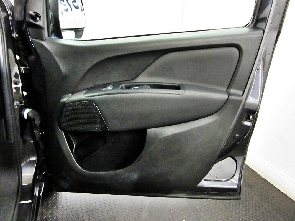 Used 2019 RAM ProMaster City Tradesman FWD image 10