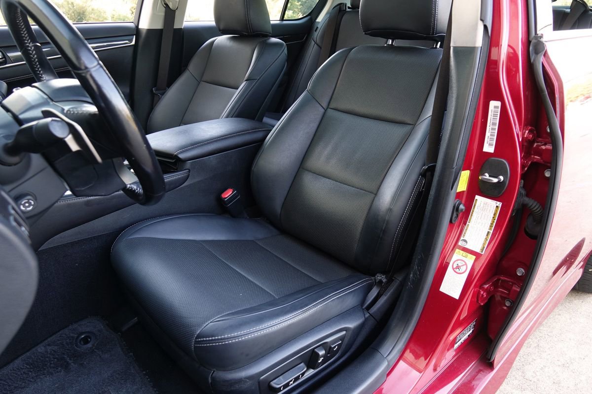 Used 2016 Lexus GS 200t image 6