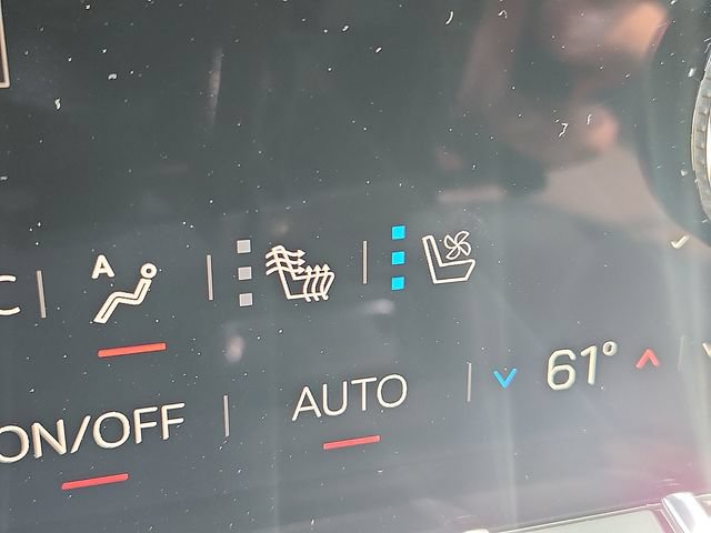 New 2026 GMC Yukon XL Denali w/ Denali Reserve Package AWD/4WD image 16