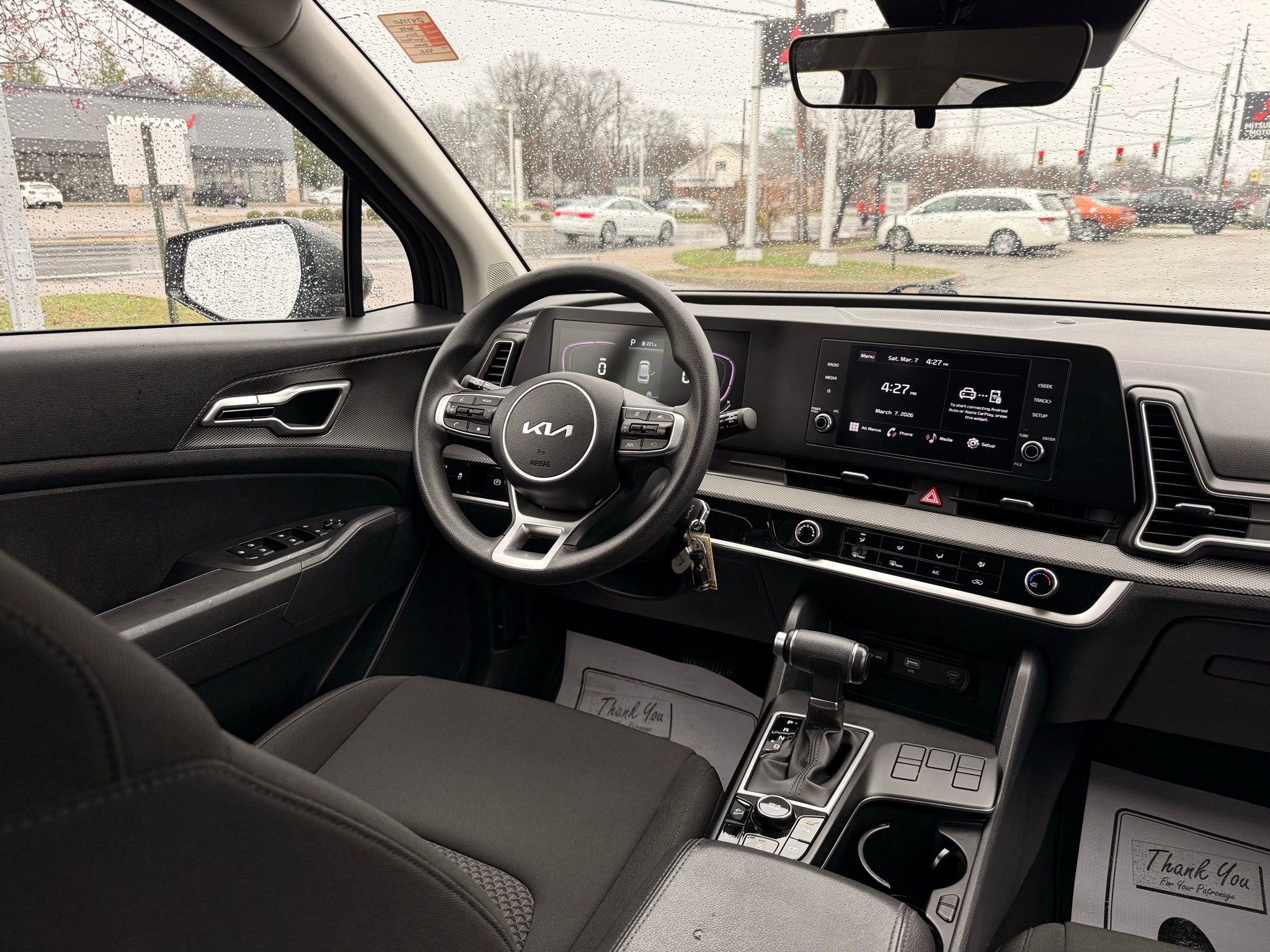 Used 2024 Kia Sportage LX image 23