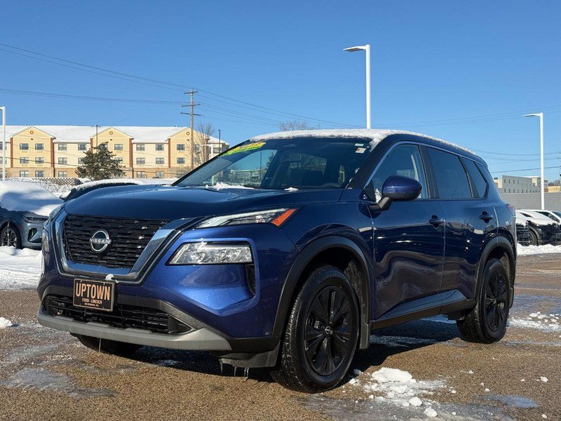 Used 2023 Nissan Rogue SV image 11