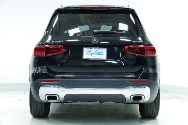 Used 2024 Mercedes-Benz GLB 250 4MATIC image 7